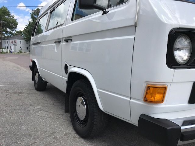 1982 Volkswagen Bus/Vanagon Campmobile Van Camper 3-Door - photo 9