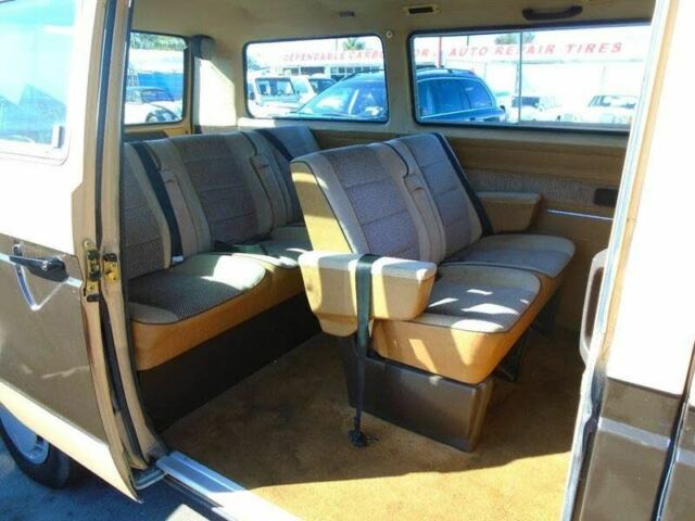 1982 Volkswagen Bus/Vanagon - photo 2