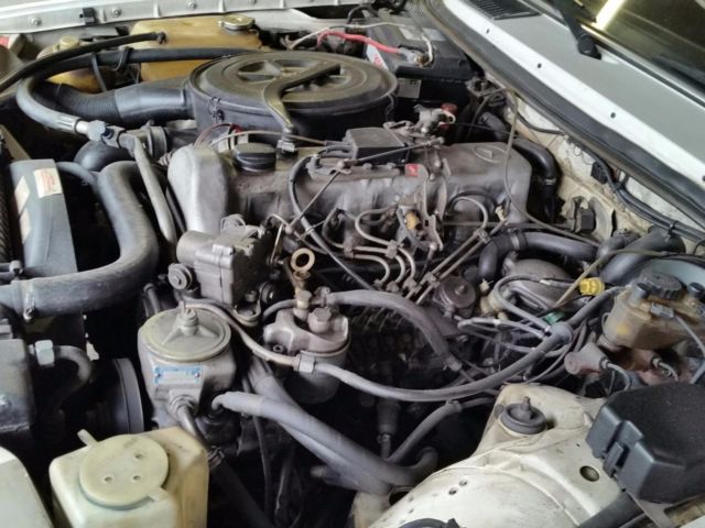 1982 Mercedes-Benz 300-Series - photo 5
