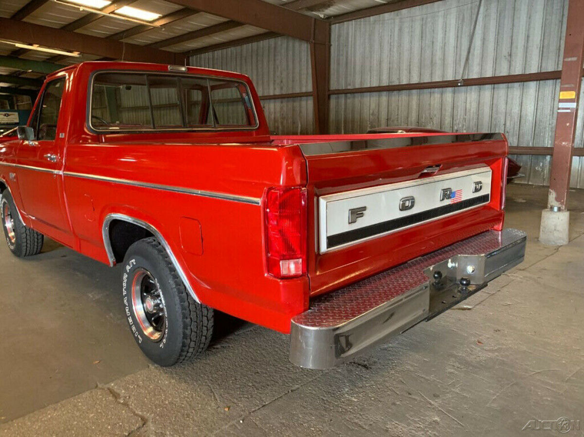 1982 Ford F-100 XLT 2dr Standard Cab SB - photo 10