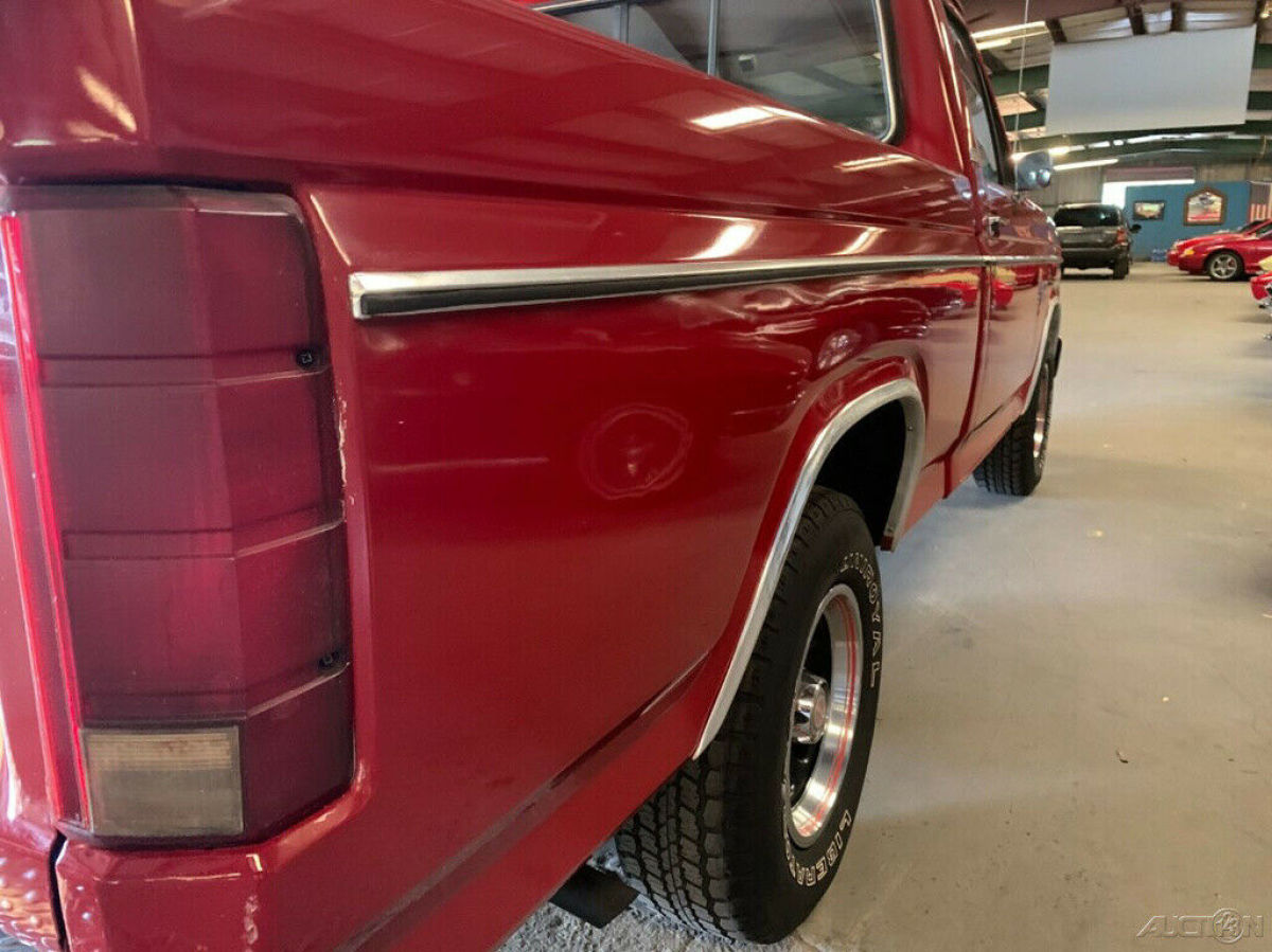 1982 Ford F-100 XLT 2dr Standard Cab SB - photo 13