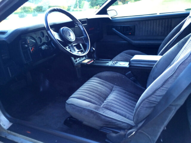 1982 Chevrolet Camaro Z28 - photo 9