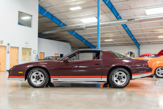 1982 Chevrolet Camaro Z28 - photo 4