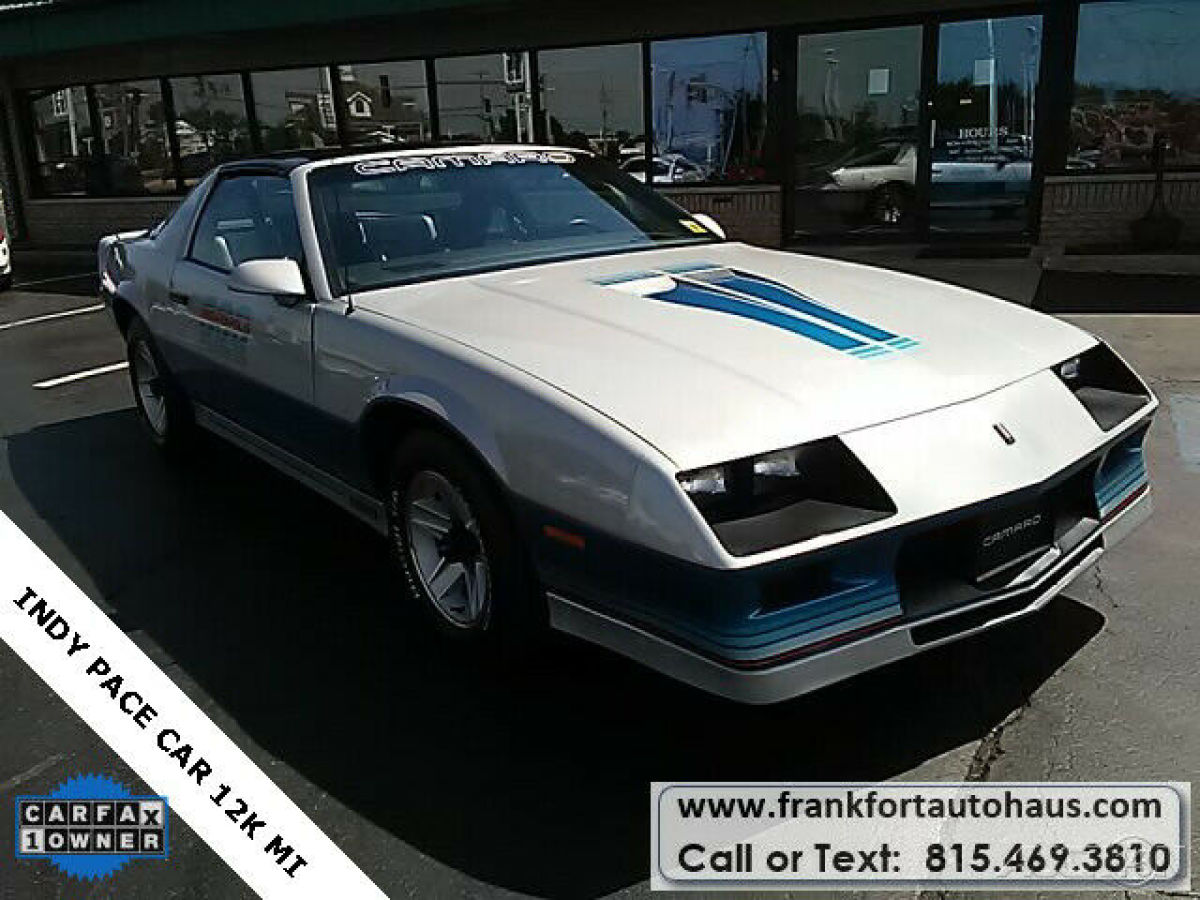 1982 Chevrolet Camaro Z28 - photo 3