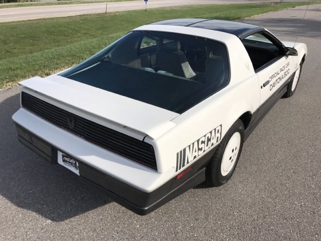 1983 Pontiac Trans Am Trans Am Coupe 2-Door - photo 5