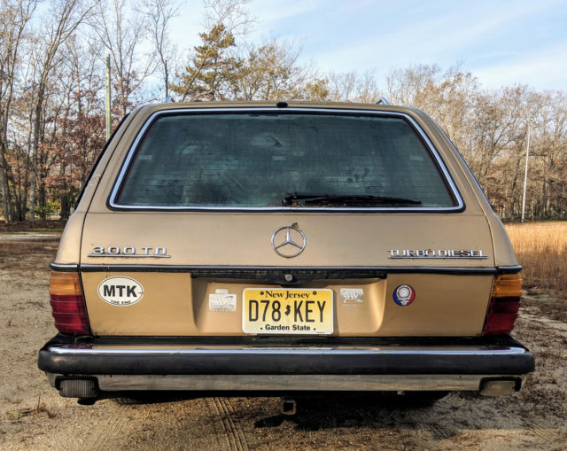 1983 Mercedes-Benz 300-Series - photo 3