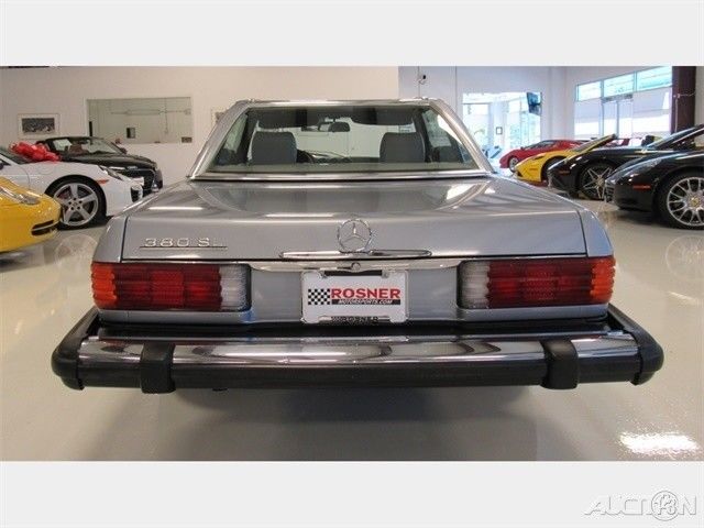1983 Mercedes-Benz 300-Series 380-Class 380 SL - photo 6