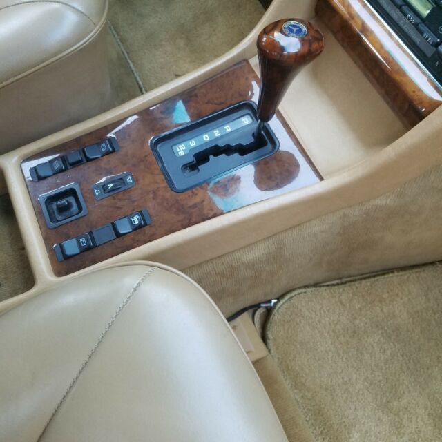 1980 Mercedes-Benz 300-Series - photo 9