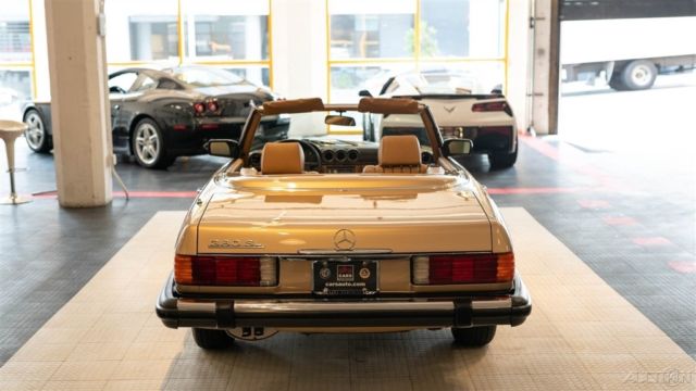 1983 Mercedes-Benz 300-Series 380 SL - photo 6
