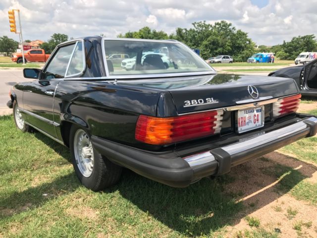 1983 Mercedes-Benz 300-Series - photo 2