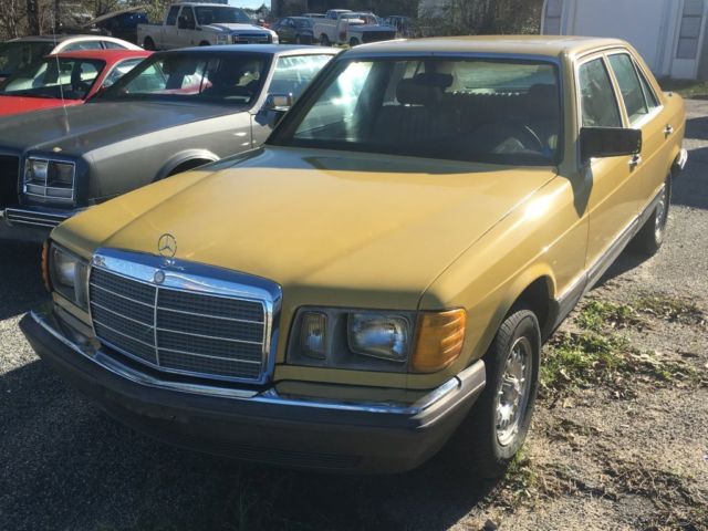 1983 Mercedes-Benz 300-Series 4 Dr Turbodiesel - photo 2