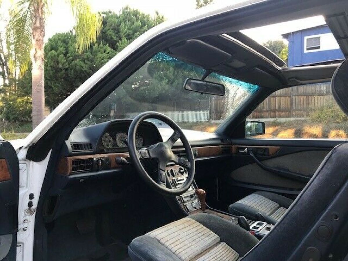 1983 Mercedes-Benz 500-Series - photo 7