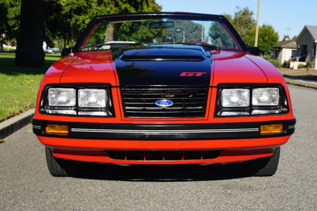 1983 Ford Mustang 5 SPD GT CONVERTIBLE WITH 41K MILES - photo 8