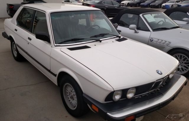 1983 BMW 5-Series 528e - photo 2