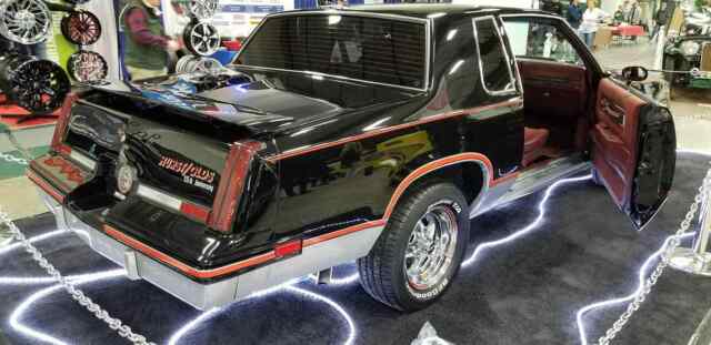 1983 Oldsmobile Cutlass Hurst Olds - photo 2