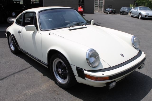 1983 911SC Coupe Chiffon White 1983 Porsche 911 SC