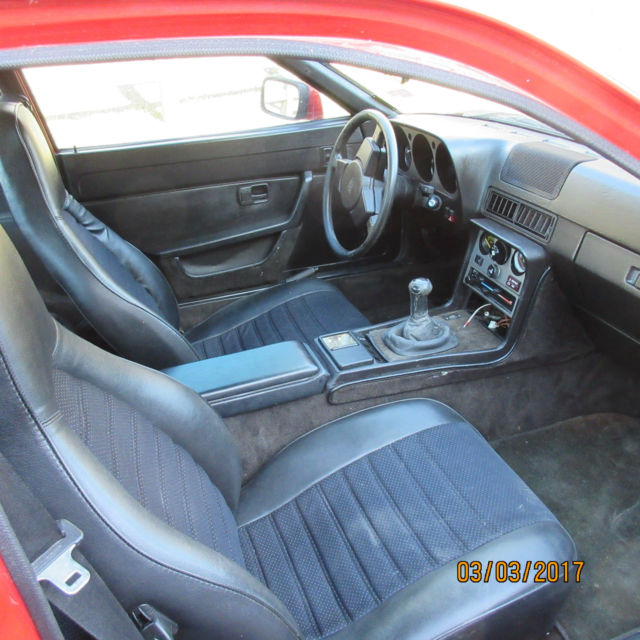 1983 Porsche 944 2 door coupe - photo 12