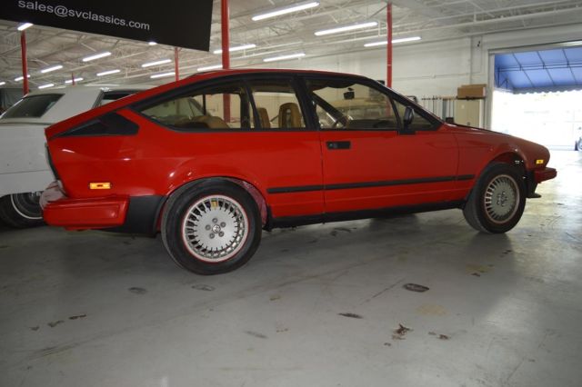 1983 Alfa Romeo GTV 6 do not miss on this great deal! - photo 8