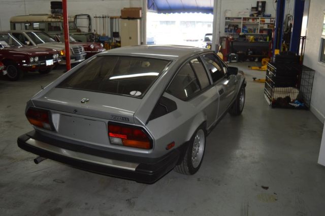 1983 Alfa Romeo GTV 6 fantastic piece, great deal! - photo 5