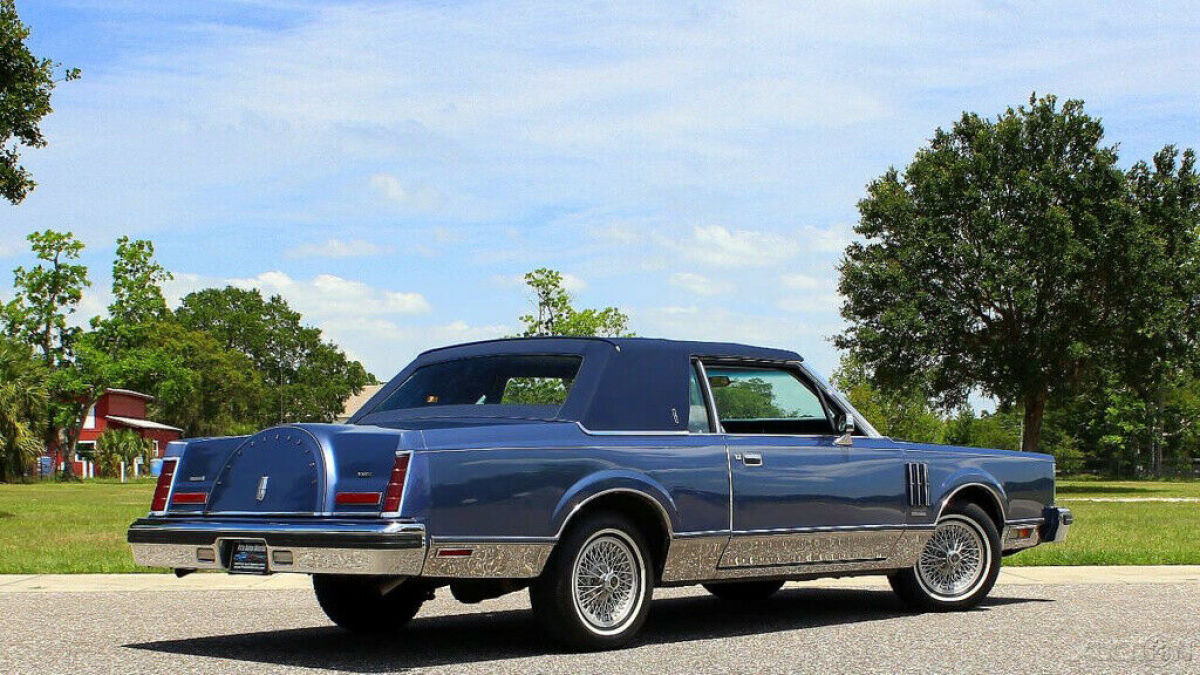 1983 Lincoln Mark Series Base 2dr Coupe - photo 12