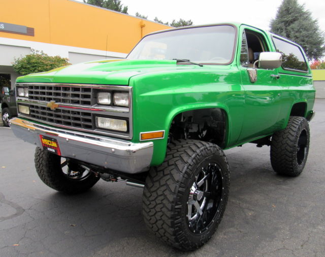 1983 BLAZER RESTOMOD LS SWAP 8" LIFT ON 22X12S AND 37S LTZ TAHOE INTERIOR 1983 Chevrolet Blazer SUV