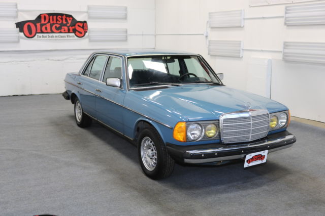 1983 Mercedes-Benz 300-Series Runs Drives Body Int Vgood 3L 5cyl Turbo 4 spd
