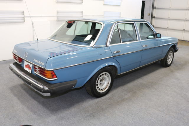 1983 Mercedes-Benz 300-Series Runs Drives Body Int Vgood 3L 5cyl Turbo 4 spd - photo 9