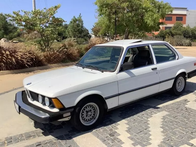 1983 BMW 320i 5 Speed 2-Door Coupe 1983 3-Series 320i