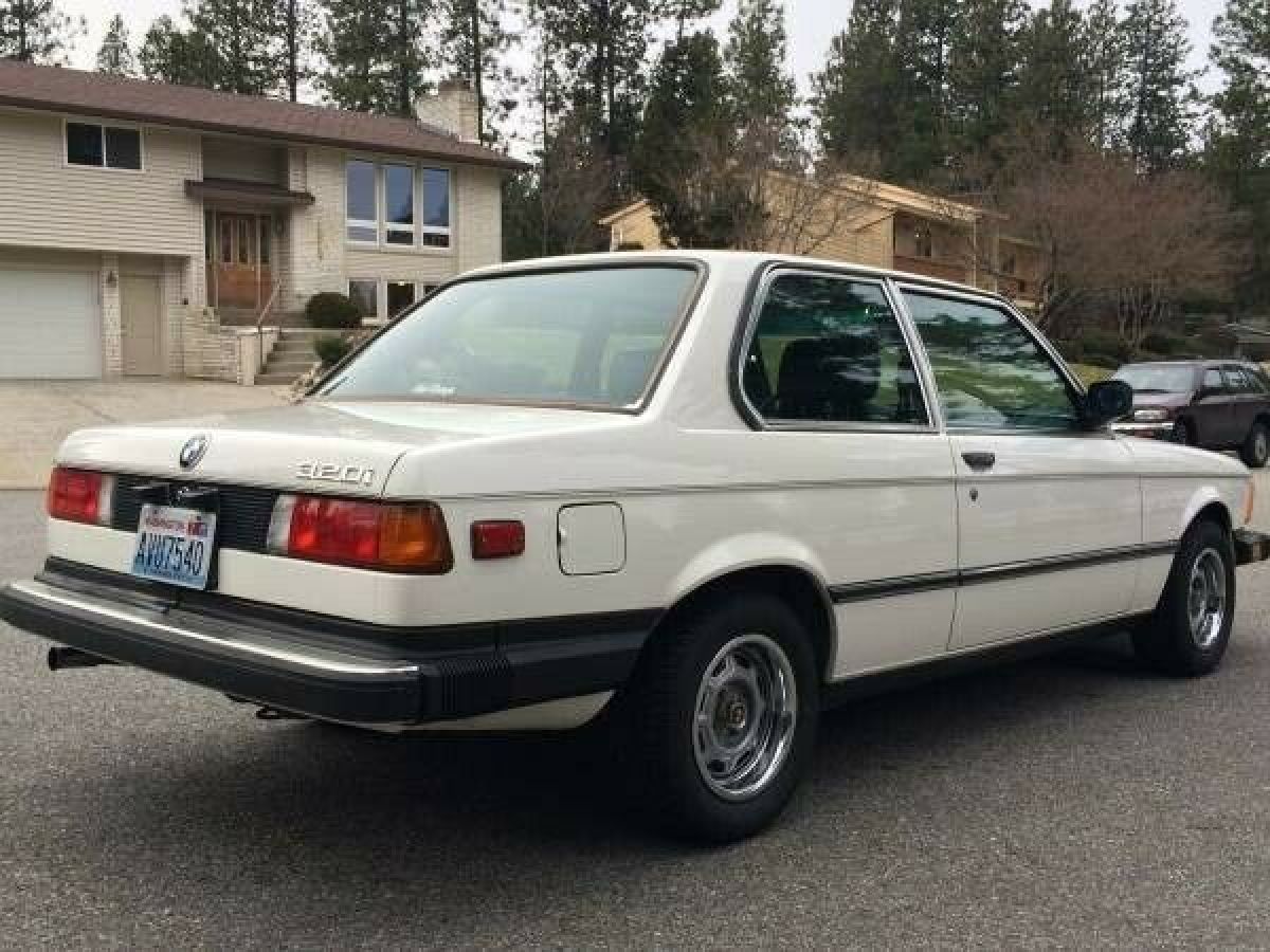 1983 BMW 3-Series i - photo 2