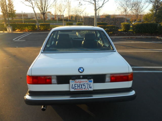 1983 BMW 3-Series 320iS - photo 2
