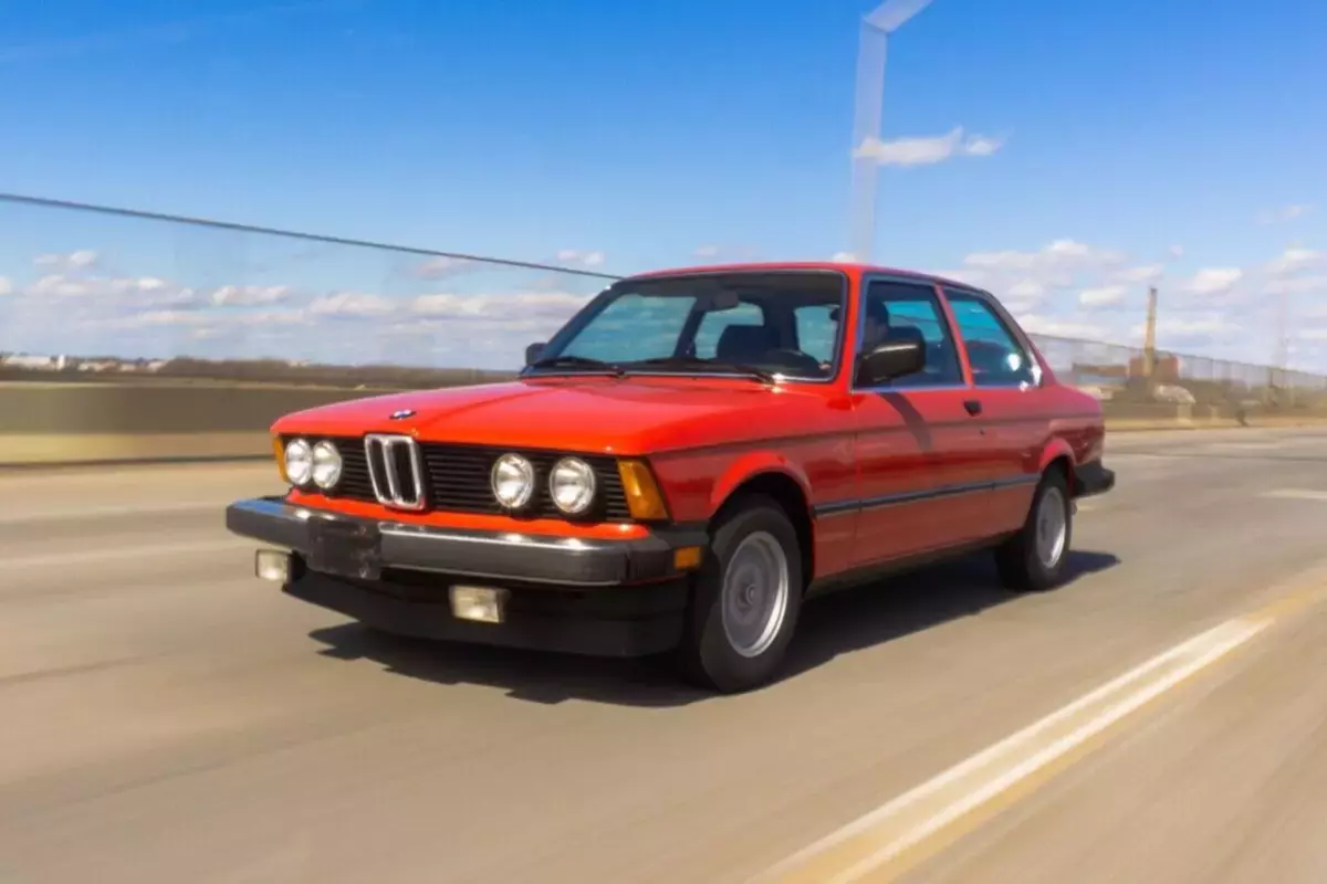 1983 BMW 320is 5-speed 3-Series 1983 BMW 3-Series 320is