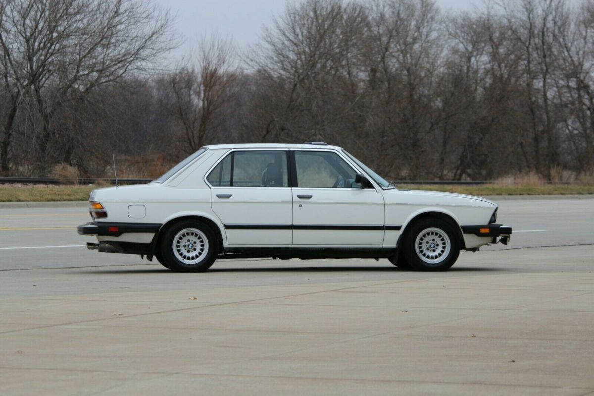 1983 BMW 5-Series - photo 3