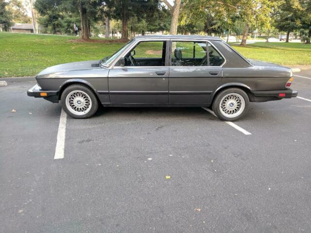 1983 BMW 5-Series - photo 2