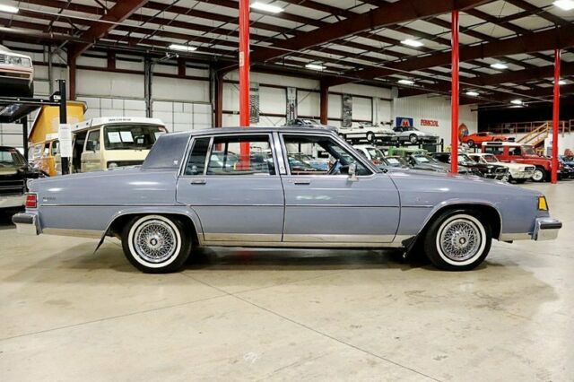1983 Buick Electra -- - photo 6