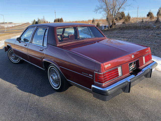1983 Buick LeSabre - V8, Only 11,511 Miles, Loaded, Beautiful - photo 5