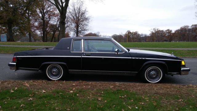 1983 Buick Park Avenue - photo 2