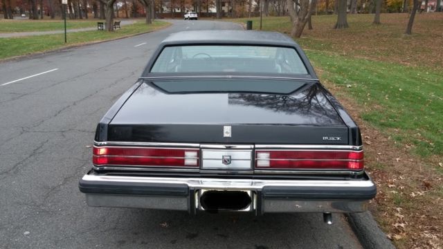 1983 Buick Park Avenue - photo 4