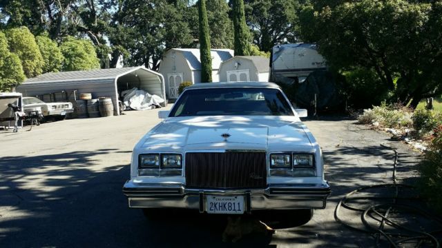 1983 Buick Riviera - photo 6