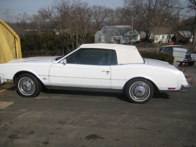 1983 Buick Riviera CONV - photo 6