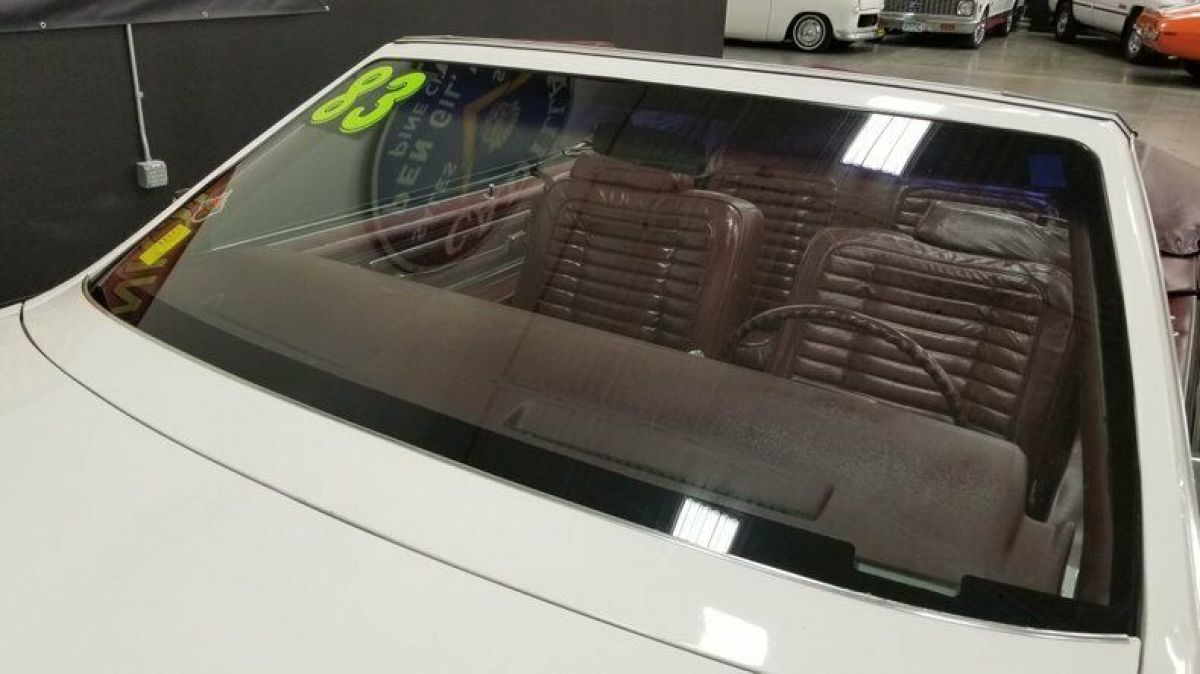 1983 Buick Riviera Convertible - photo 12