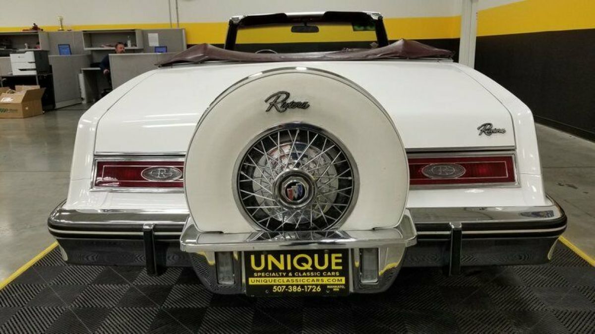 1983 Buick Riviera Convertible - photo 5