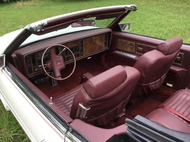 1983 Buick Riviera - photo 4
