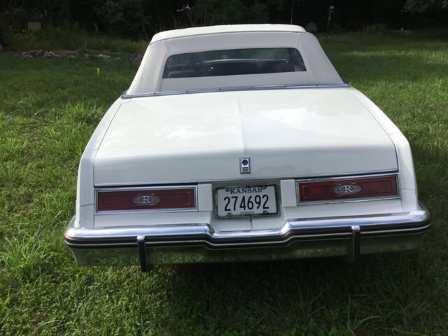 1983 Buick Riviera - photo 8