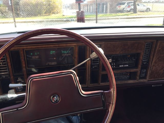 1983 Buick Riviera Convertible - photo 5