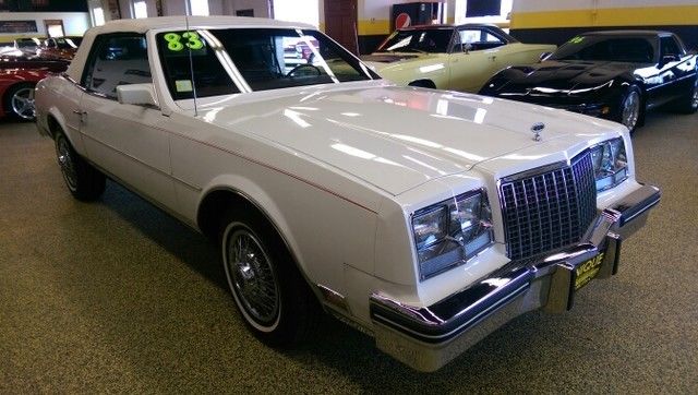 1983 Buick Riviera - photo 11