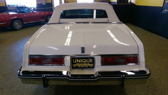 1983 Buick Riviera - photo 13