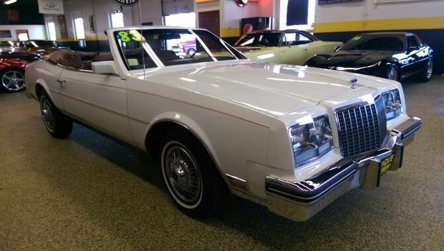 1983 Buick Riviera - photo 3