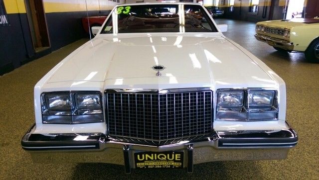 1983 Buick Riviera - photo 4