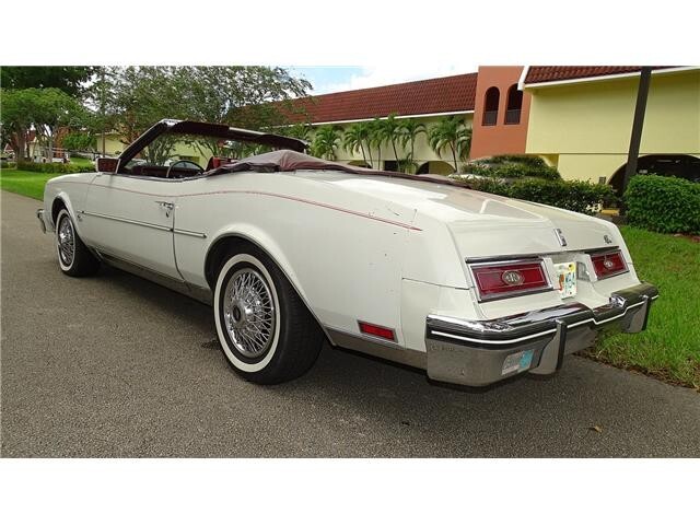1983 Buick Riviera FACTORY - photo 6
