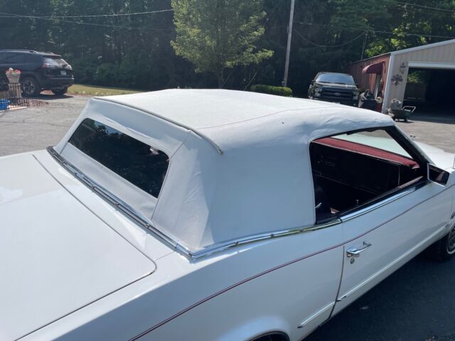 1983 Buick Riviera - photo 10